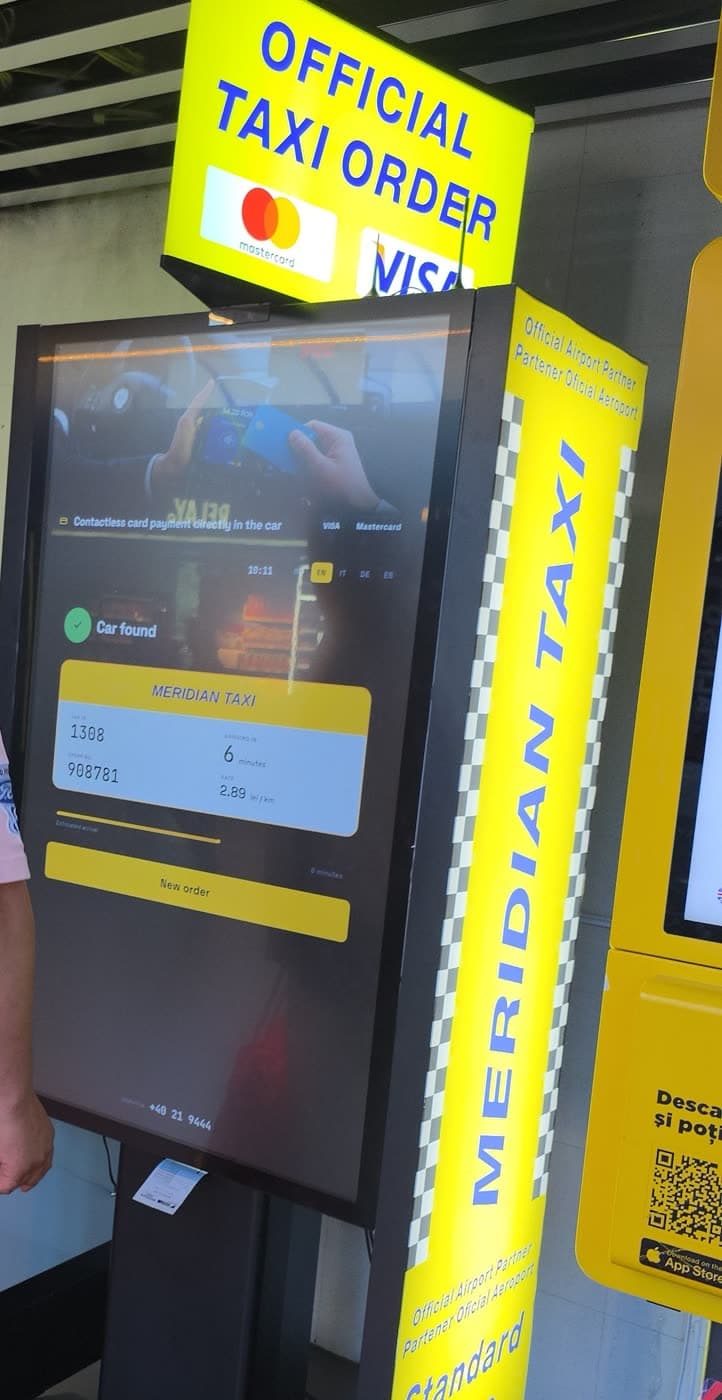 Kiosk screen after ordering: car found, car number and arrival time displayed